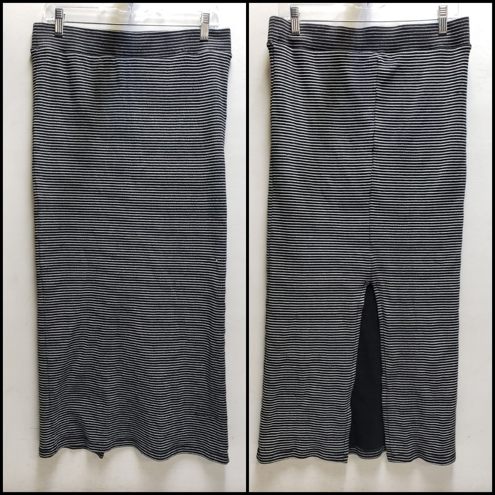 Bongo womens large black & white striped 36" long skirt